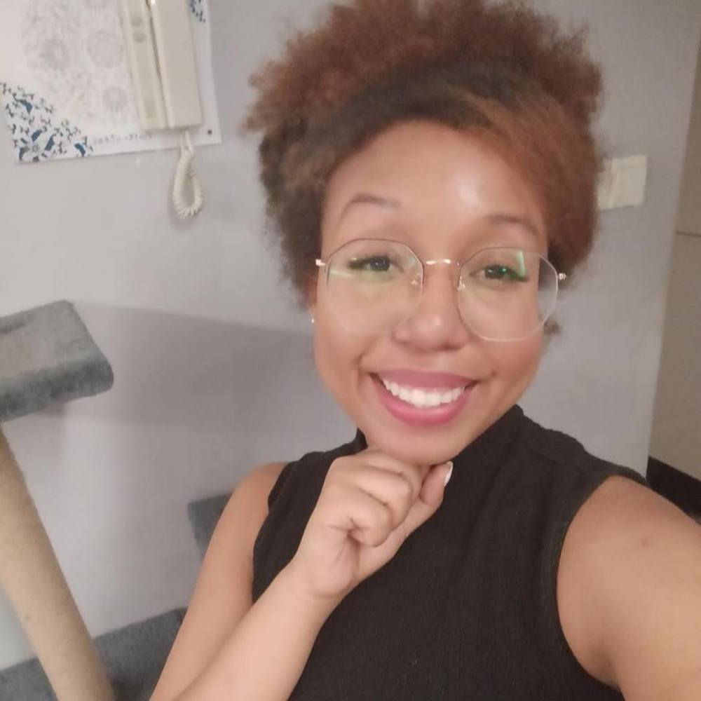 Meet your Posher, Courtne'